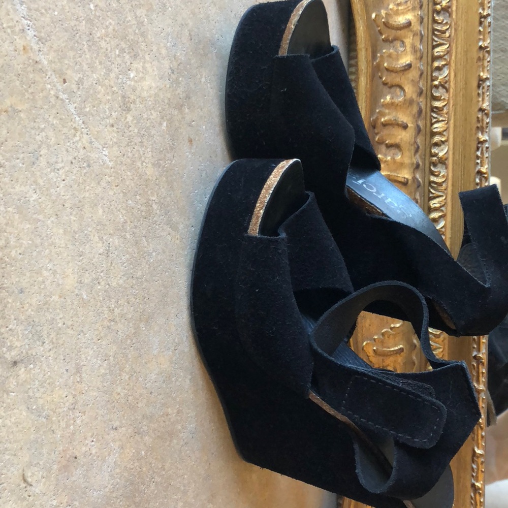 Pedro Garcia wedges